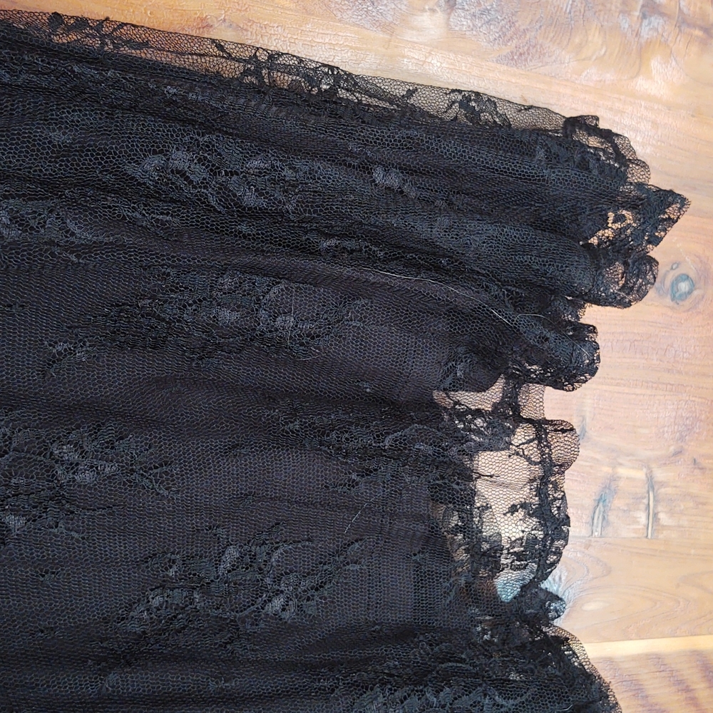 Active Basic Black Lace Top Size Medium - image 2